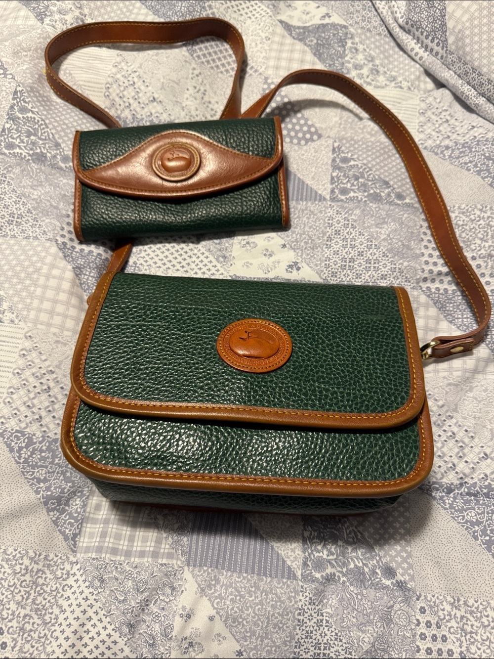 Dooney  and Brown Leather Crossbody Bag - Classic Pebbled Design with wallet